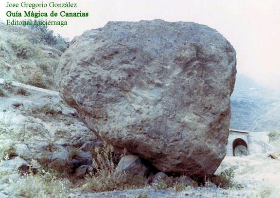 LA PIEDRA DEL BARRANCO – ARAFO