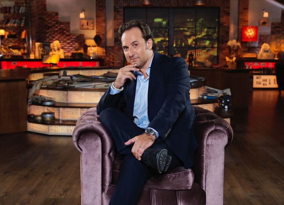 Iker Jiménez y sus músicas milenarias; la sabiduría de los cuentos; un CSB Vintage con Paco Padrón; el sonido de las trompetas malditas y mucho más….este viernes en CSB