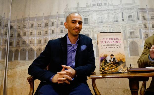 Libros prohibidos; microbiología y misterios; tertulia de actualidad, este viernes en CSB