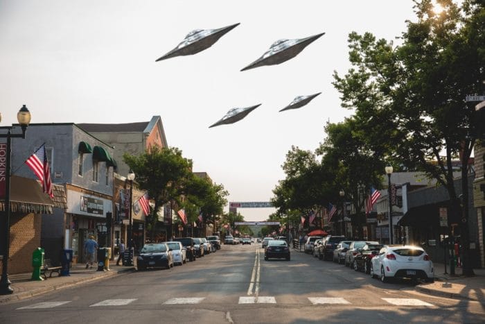 CSB16-32 OVNIS Y MILITARES, SECRETOS OFICIALES Y EL DIABLO EN LA HISTORIA