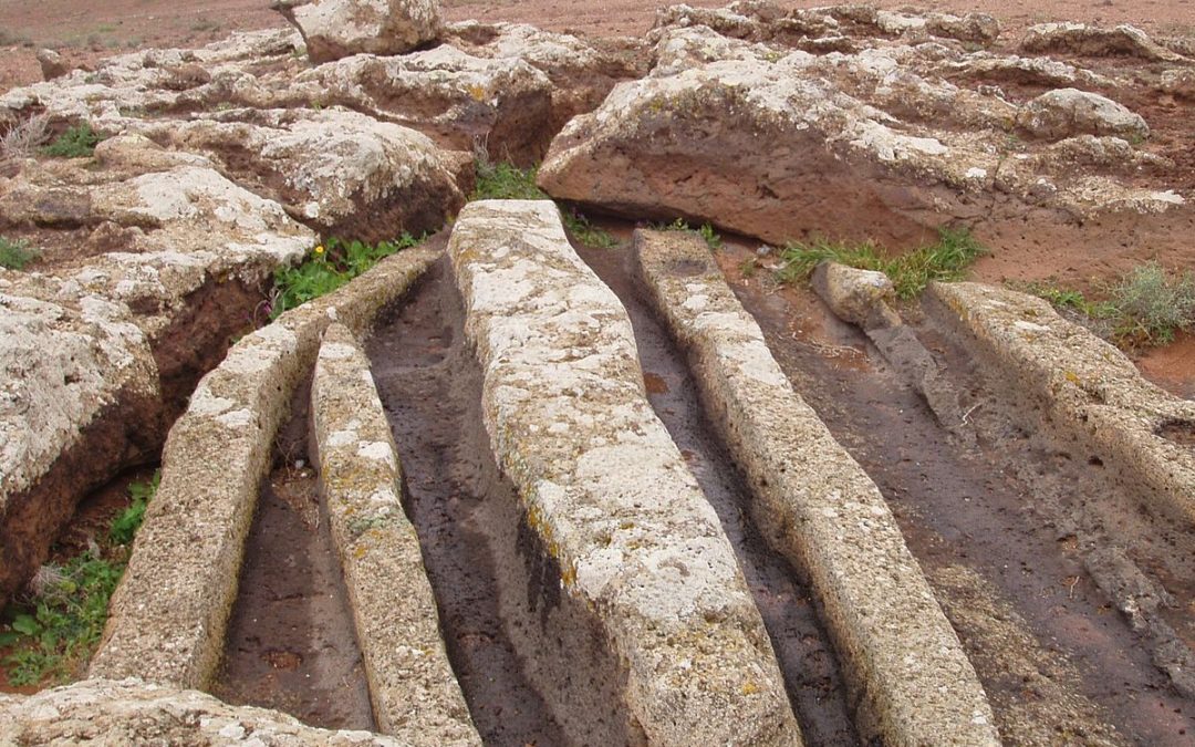 CSB12-18 Lanzarote arqueológica; un canario frente al misterio; biografía de un médium. Un CSB diferente