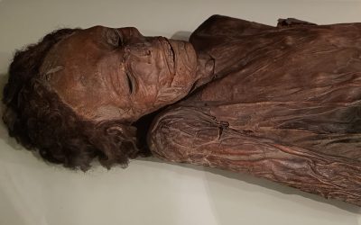 DERQUE, un nombre para la momia guanche en Madrid.